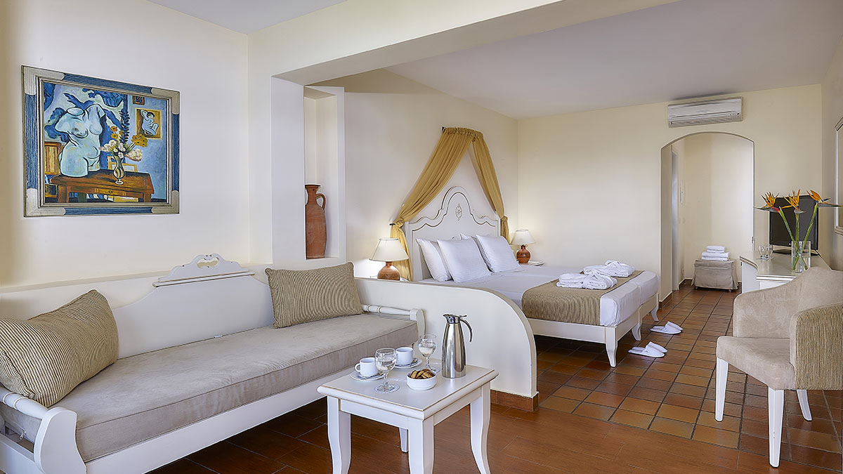 Alexander Beach Hotel & Village